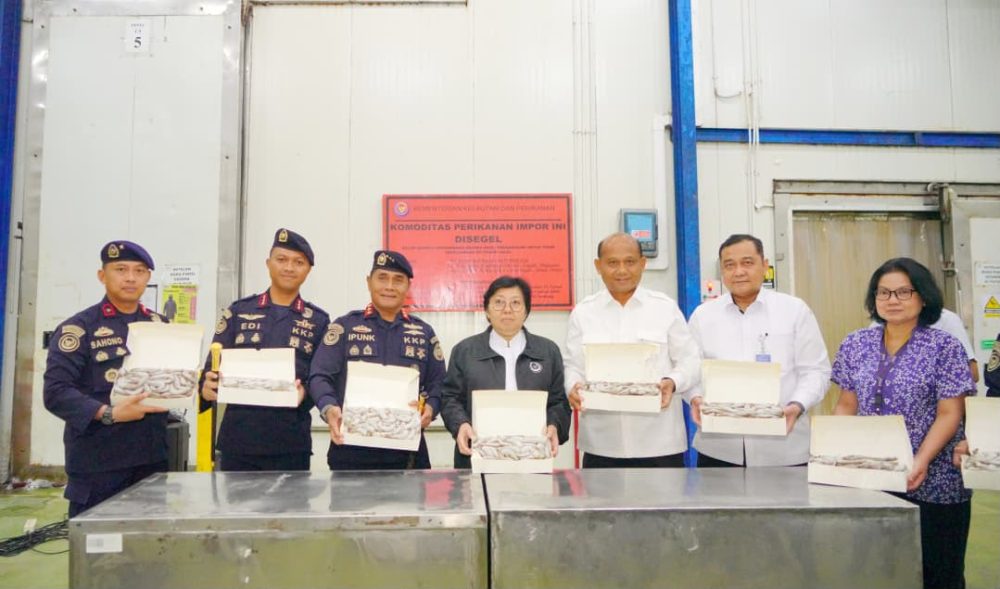 KKP Amankan 1.048 Ton Udang Impor di Jatim, Diduga Tak Sesuai Peruntukan